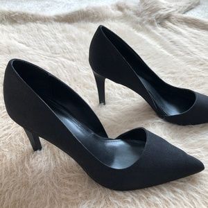 Calvin Klein Point Toe Pump Black